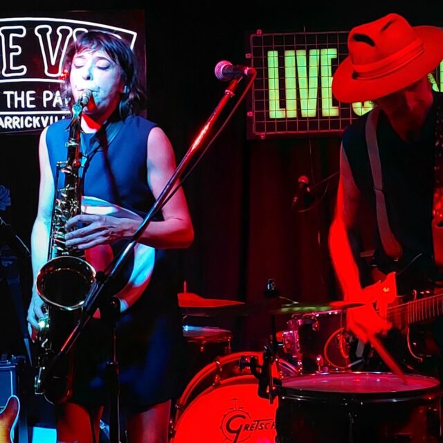 #funksighting with a taste of Rock & Roll? This Saturday 31 January, Captain Cook, Millers Point. 7:30. I've convinced my vacationing friends from Berlin to get up and share their Rock and Roll groove. https://www.instagram.com/reel/DO0YKXnDF1L/?utm_source=ig_web_copy_link&igsh=MzRlODBiNWFlZA==